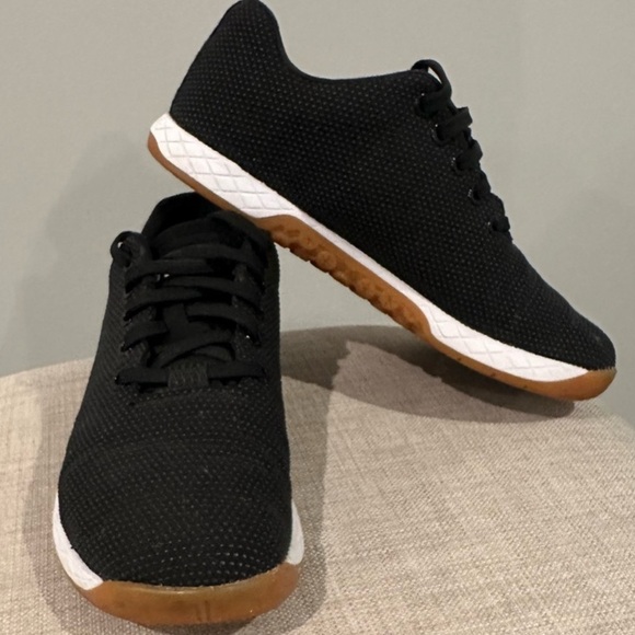 NOBULL Outwork Gym Shoes Size Men’s 9.5 / Women’s 11’s - Picture 2 of 3